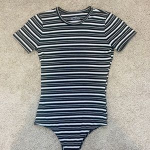Hollister black and white bodysuit tee